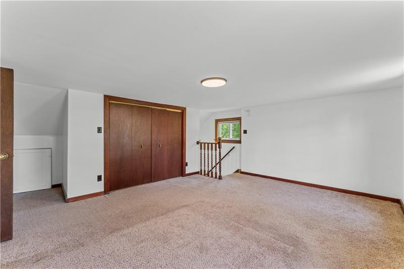707 Hamil Road Verona, PA 15147 - Photo 16 of 28 Gallery Image 16