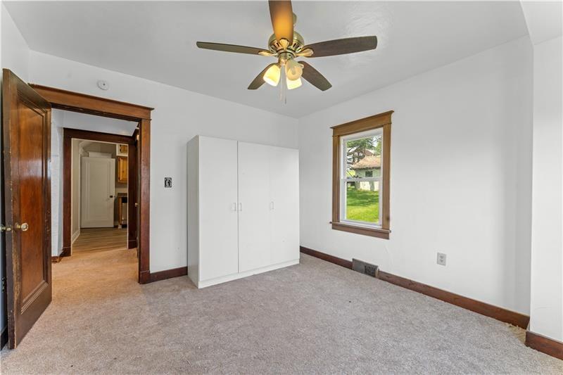 707 Hamil Road Verona, PA 15147 - Photo 10 of 28 Gallery Image 10