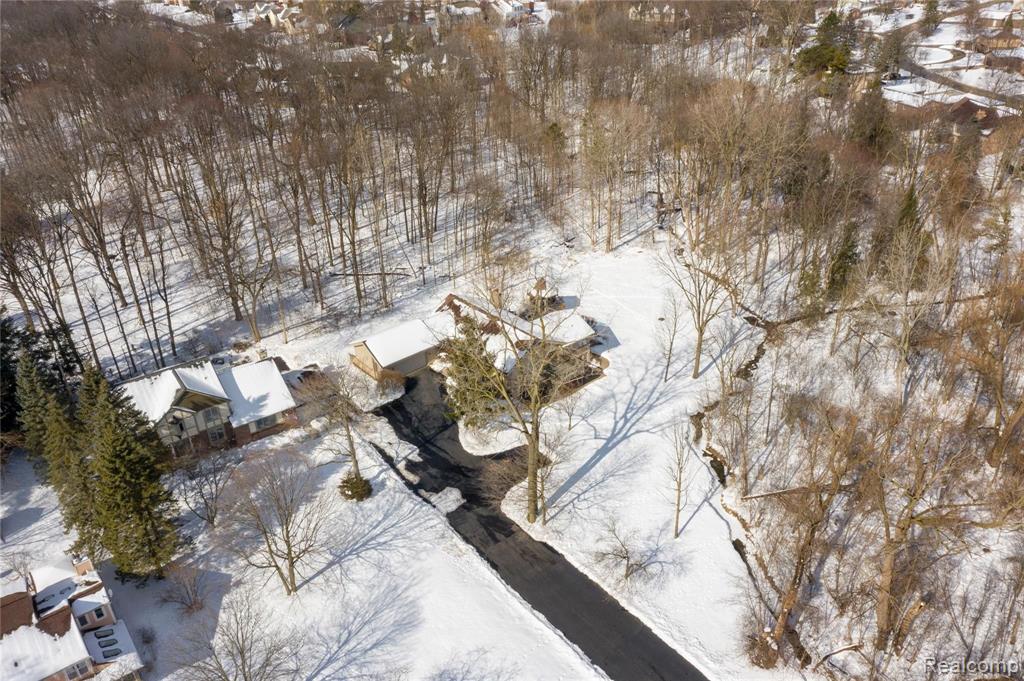 21311 Metroview Road Farmington Hills, MI 48335 - Photo 58 of 78