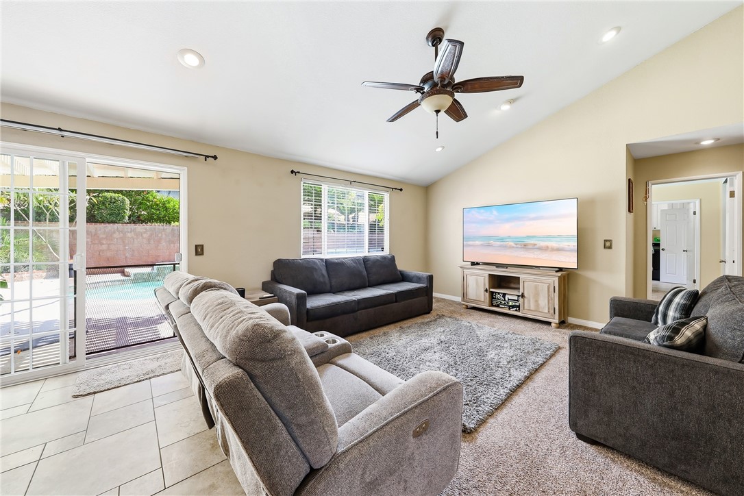 6691 Orangewood Road Highland, CA 92346 - Photo 20 of 71