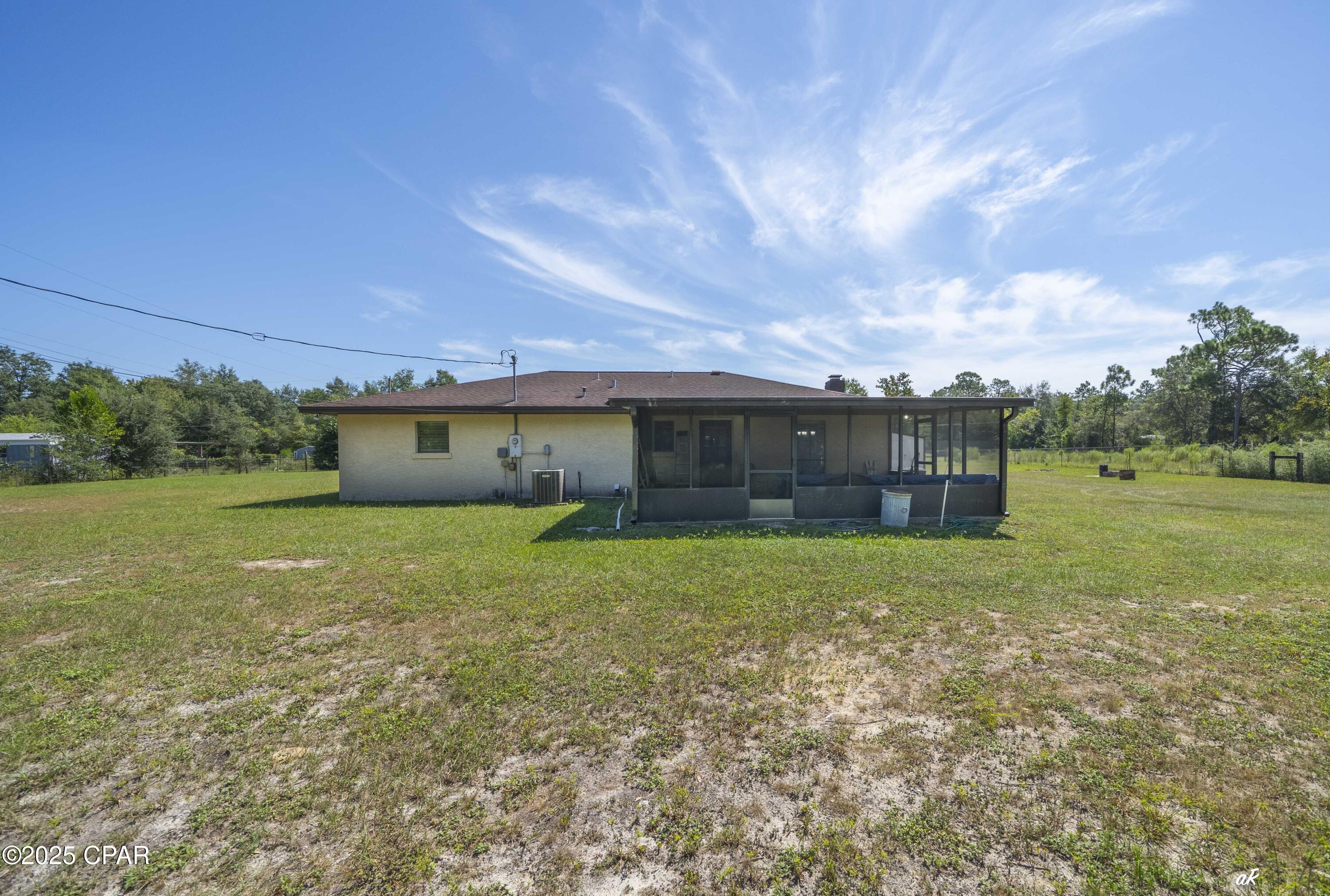 12835 Farm Road Southport, FL 32409 - Photo 12 of 31