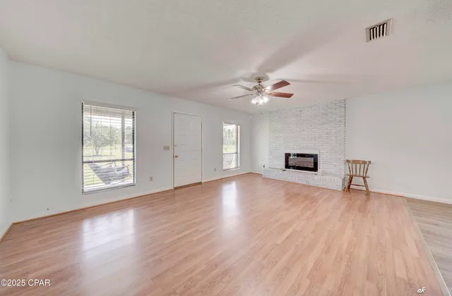 $389,000 | 12835 Farm Road, Southport, FL 32409