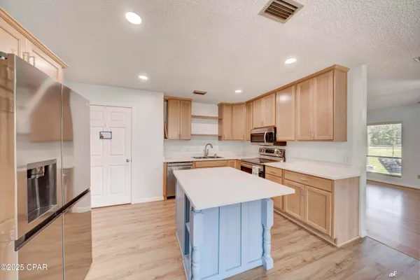 $389,000 | 12835 Farm Road, Southport, FL 32409