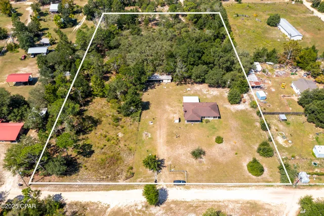 $389,000 | 12835 Farm Road, Southport, FL 32409