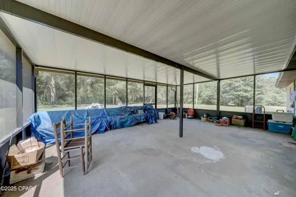 $389,000 | 12835 Farm Road, Southport, FL 32409