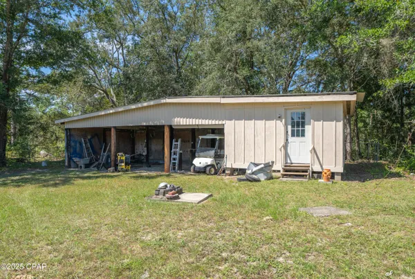 $389,000 | 12835 Farm Road, Southport, FL 32409