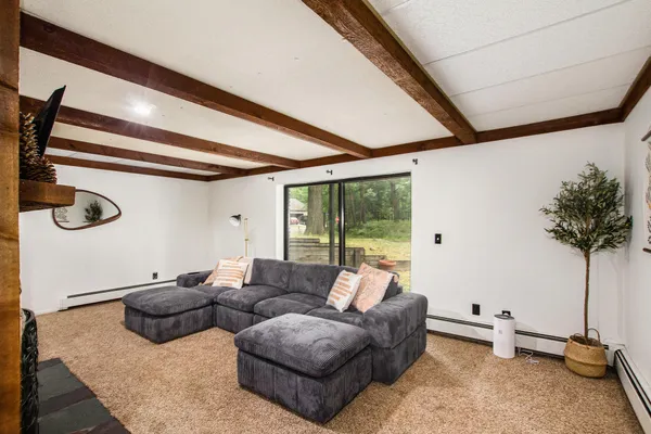 $319,900 | 11969 Wellington Court, Stanwood, MI 49346