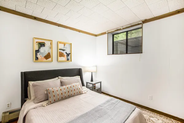 $319,900 | 11969 Wellington Court, Stanwood, MI 49346