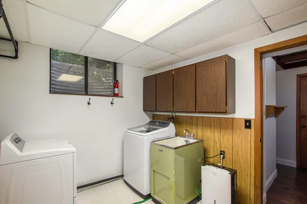 $319,900 | 11969 Wellington Court, Stanwood, MI 49346