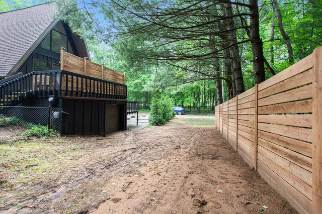 $364,900 | 11969 Wellington Court, Stanwood, MI 49346