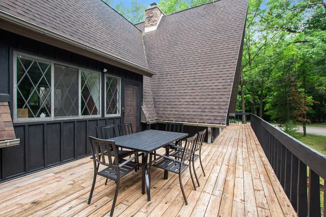 $364,900 | 11969 Wellington Court, Stanwood, MI 49346