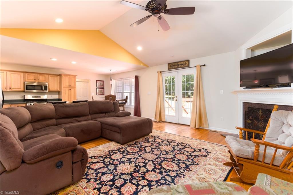 7810 Perthshire Drive Oak Ridge, NC 27310 - Photo 8 of 30