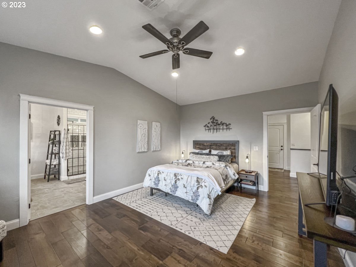 2040 Southeast Ammon Road Toledo, OR 97391 - Photo 24 of 45 Gallery Image 24