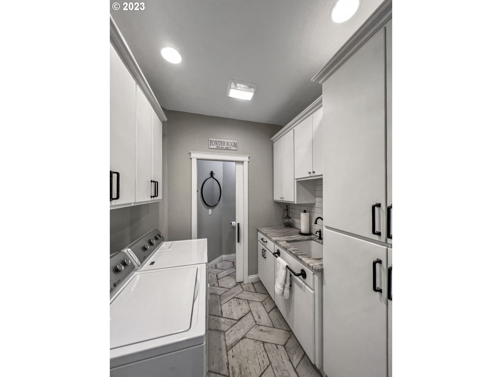 2040 Southeast Ammon Road Toledo, OR 97391 - Photo 29 of 45 Gallery Image 29