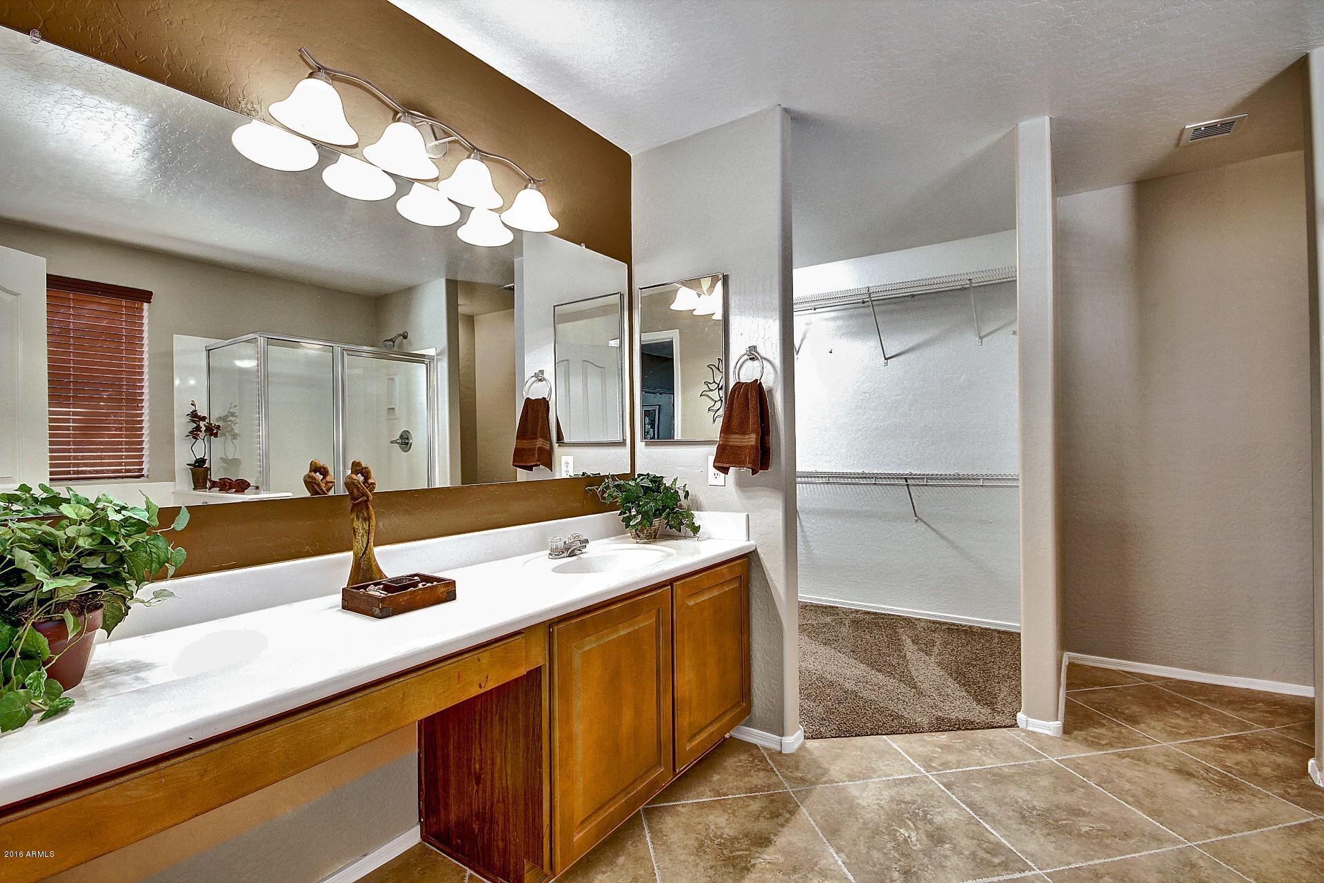 2906 West Maldonado Road Phoenix, AZ 85041 - Photo 23 of 39 0023-Maldonado (23)
