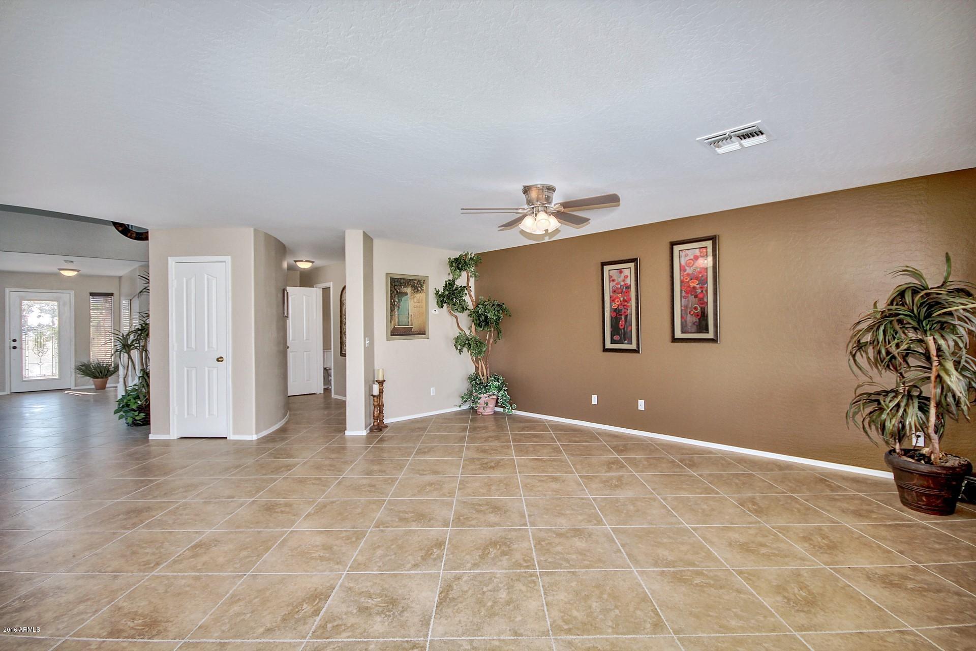 2906 West Maldonado Road Phoenix, AZ 85041 - Photo 8 of 39 0008-Maldonado (8)