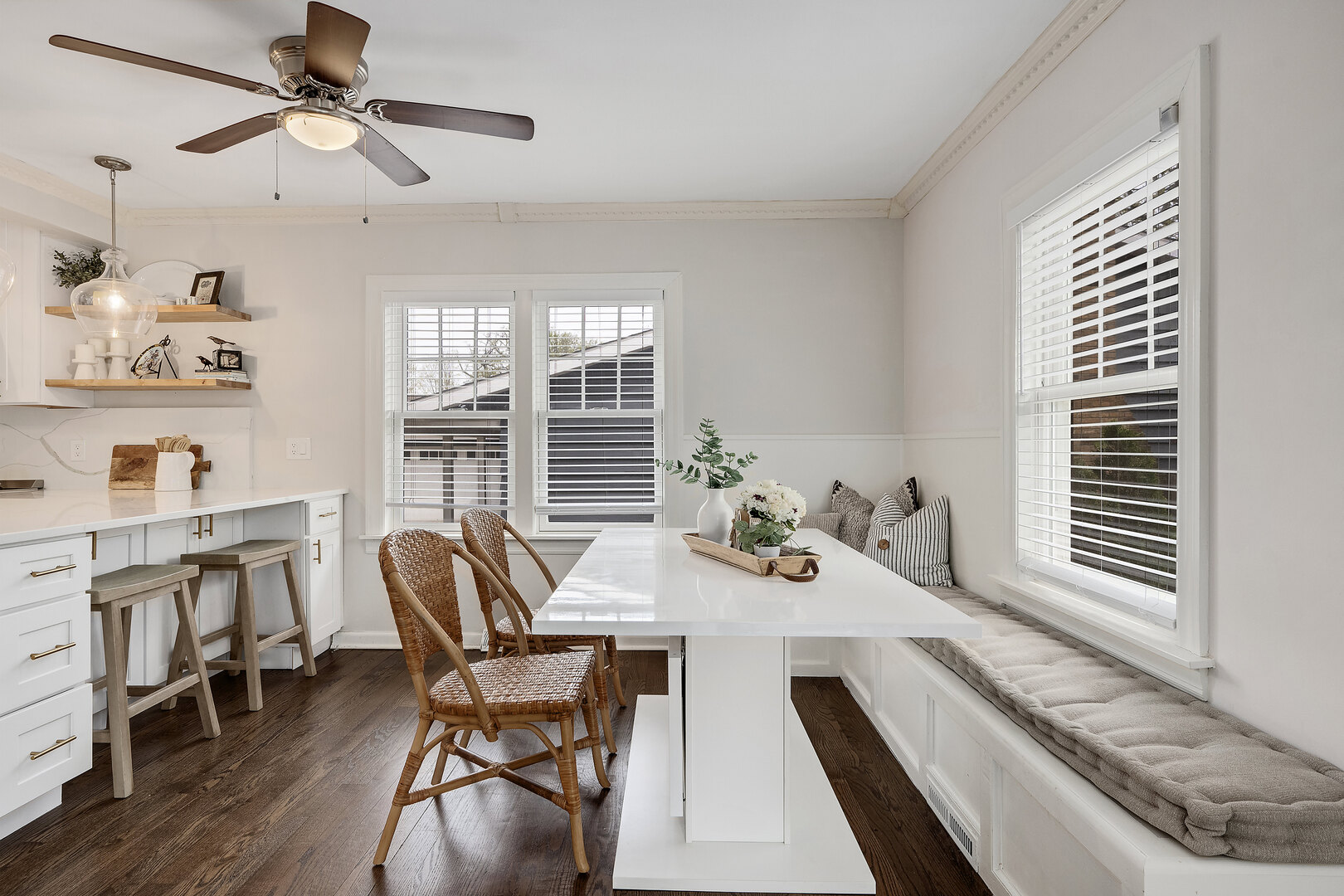5619 Dunham Road Downers Grove, IL 60516 - Photo 17 of 30 Gallery Image 17