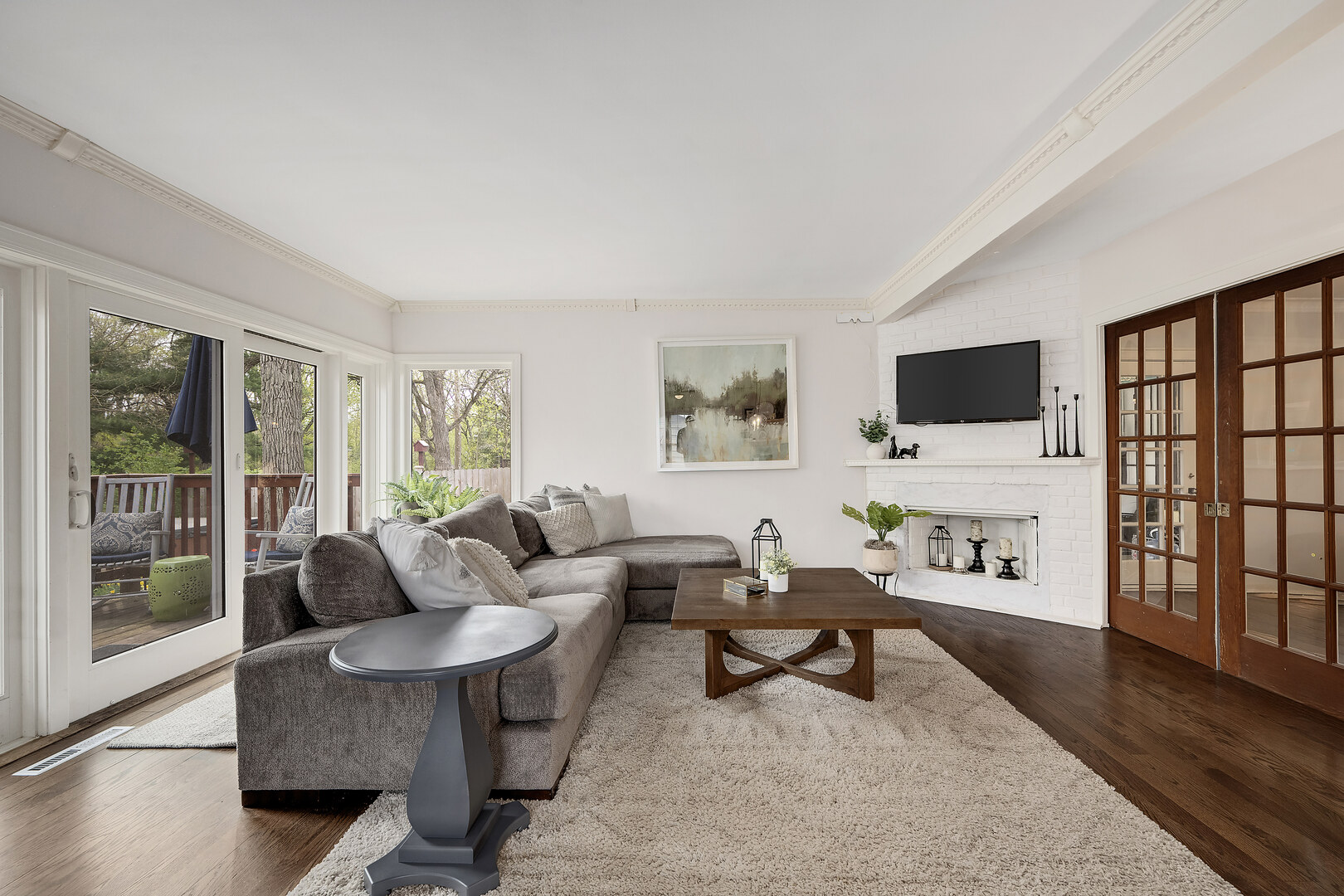 5619 Dunham Road Downers Grove, IL 60516 - Photo 6 of 30 Gallery Image 6