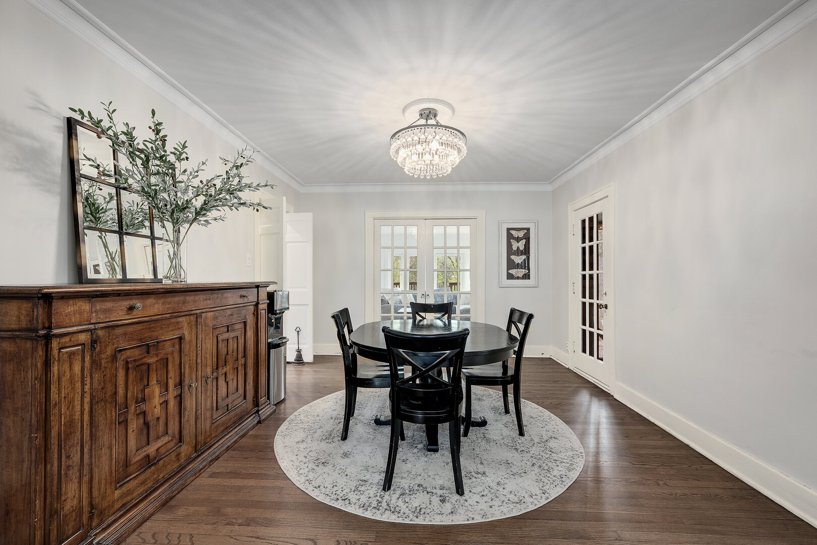 5619 Dunham Road Downers Grove, IL 60516 - Photo 8 of 30 Gallery Image 8