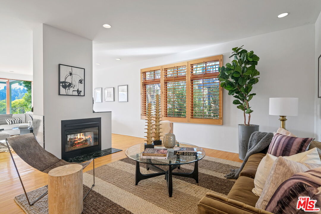 259 Mabery Road Santa Monica, CA 90402 - Photo 3 of 25