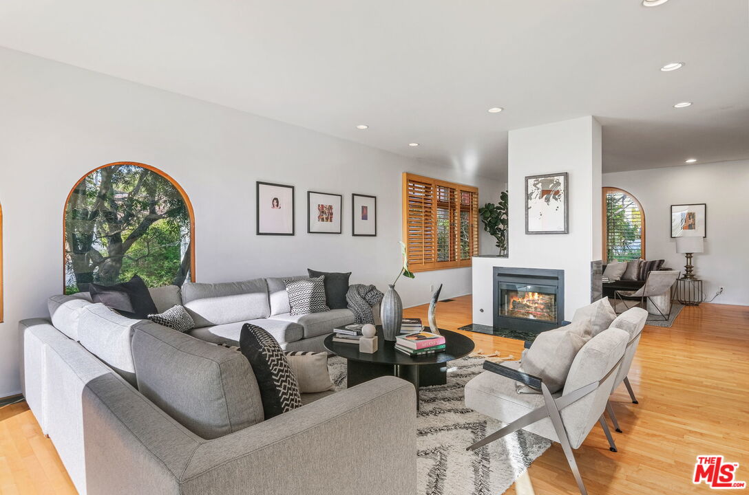 259 Mabery Road Santa Monica, CA 90402 - Photo 5 of 25