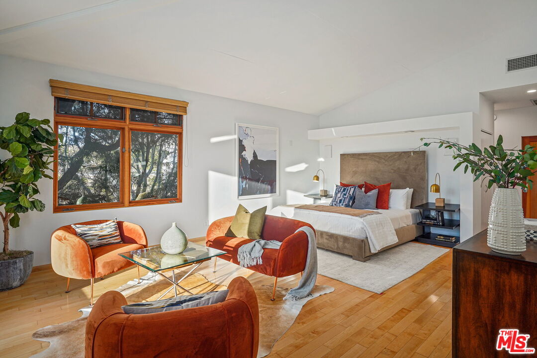 259 Mabery Road Santa Monica, CA 90402 - Photo 10 of 25