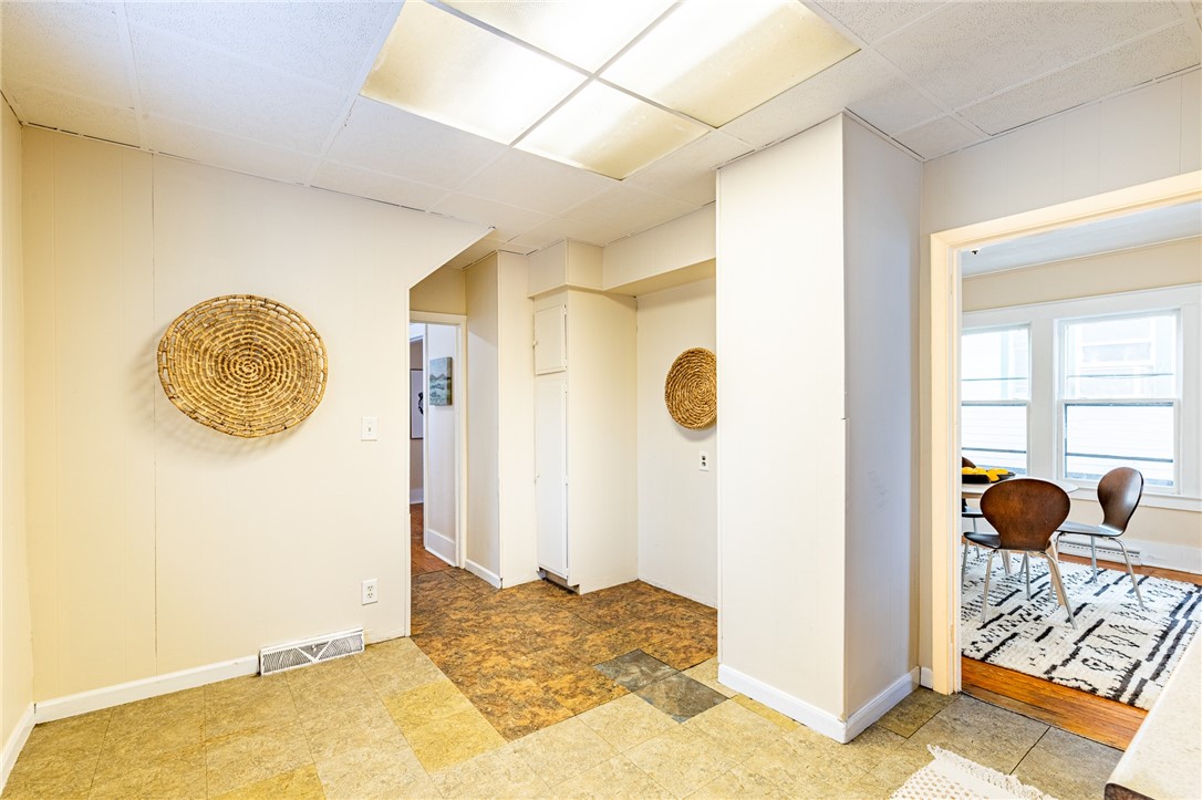 1822 Clifford Avenue Rochester, NY 14609 - Photo 18 of 37