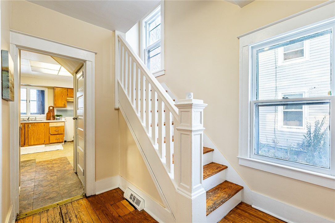 1822 Clifford Avenue Rochester, NY 14609 - Photo 6 of 37