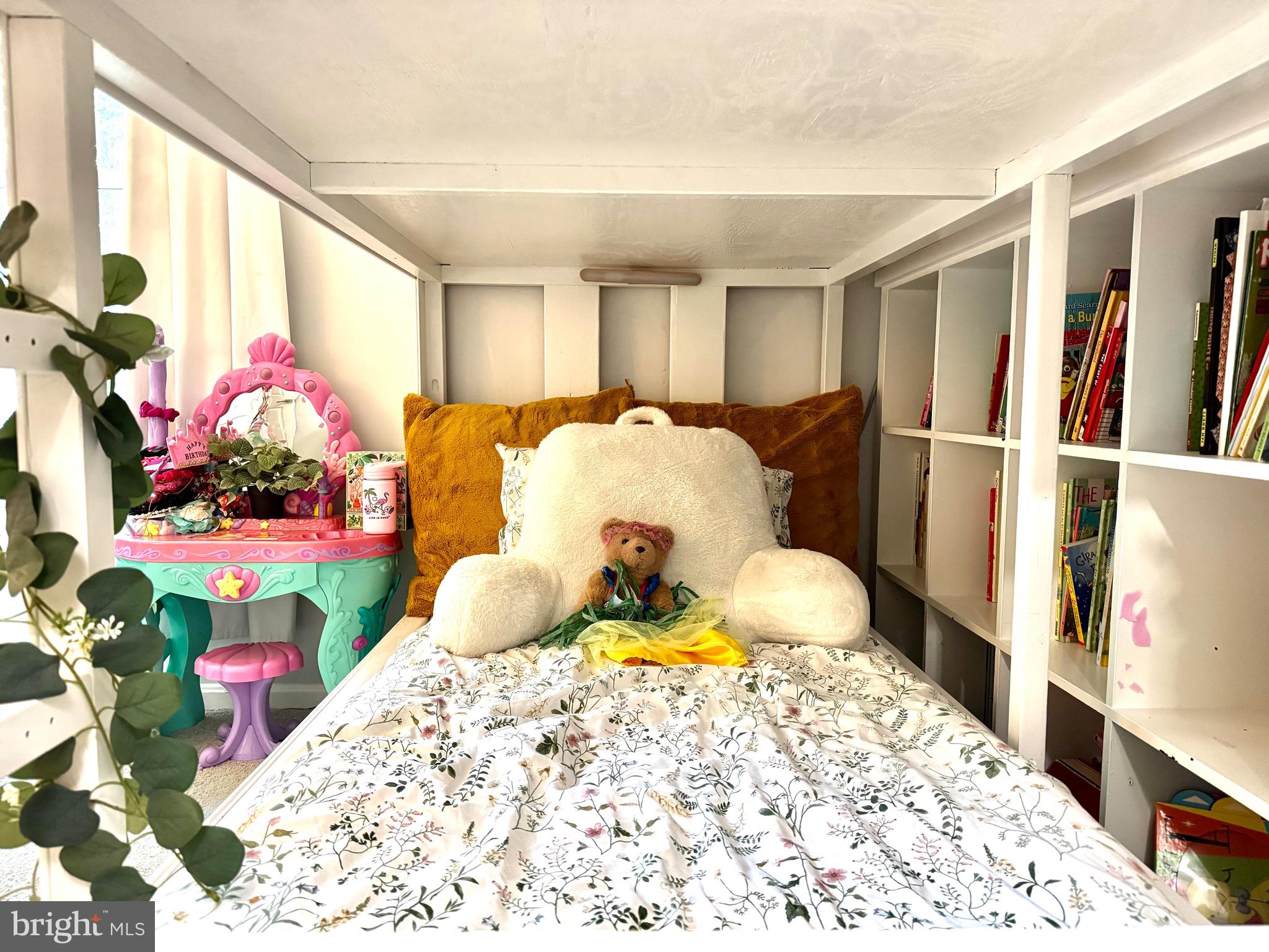 124 Shore Road Arnold, MD 21012 - Photo 27 of 51 Magic bunk