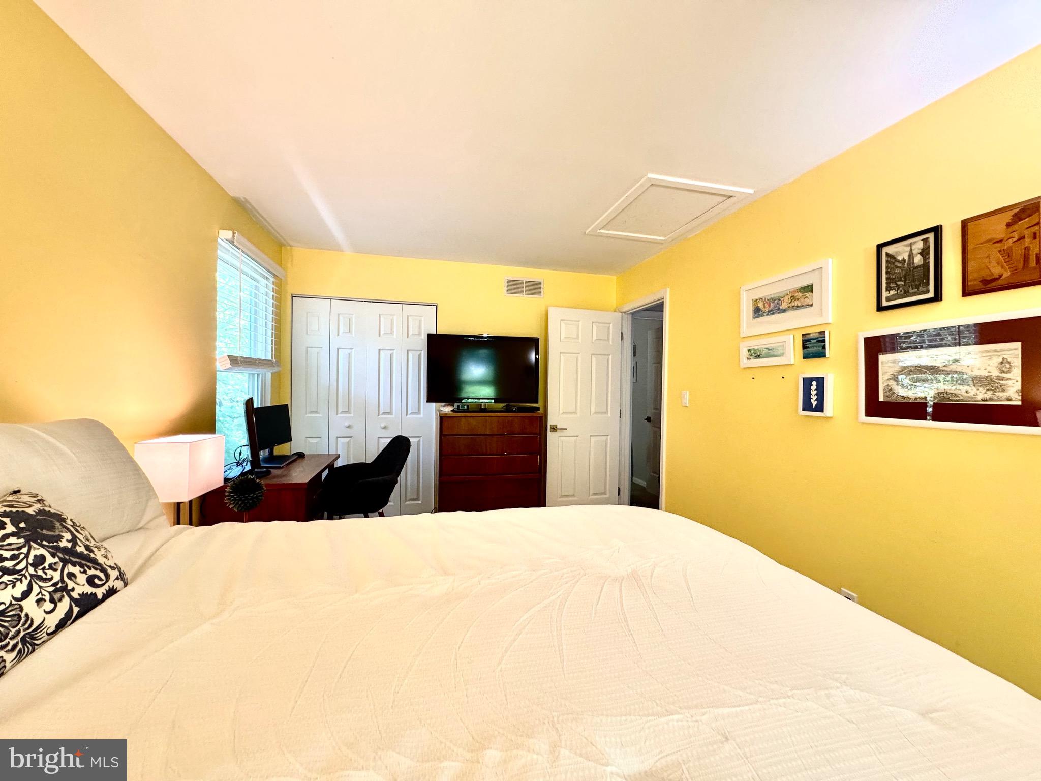 124 Shore Road Arnold, MD 21012 - Photo 33 of 51 Bedroom