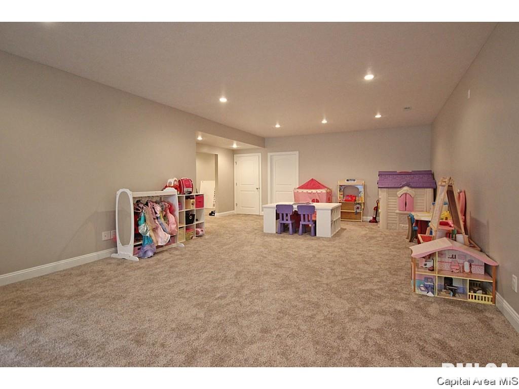 1520 Winston Drive Springfield, IL 62711 - Photo 28 of 32 Gallery Image 28