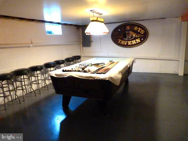101 Harvard Road Hagerstown, MD 21742 - Photo 16 of 19 Pool table stays