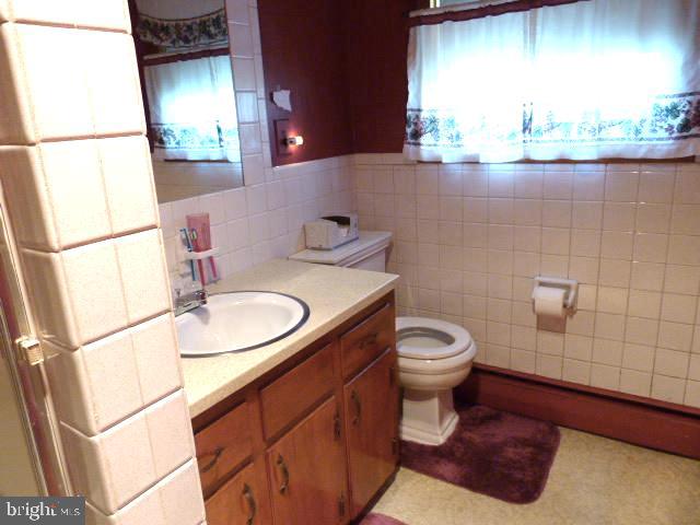 101 Harvard Road Hagerstown, MD 21742 - Photo 10 of 19 Full Bath