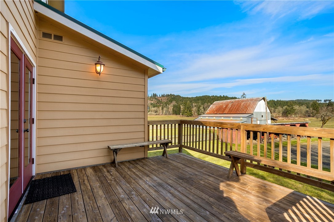 1804 Bunker Creek Road Chehalis, WA 98532 - Photo 5 of 37 Gallery Image 5