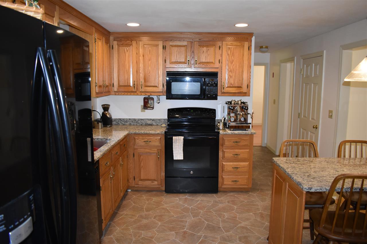 133 Laurel Hill Road Chester, NH 03036 - Photo 14 of 34