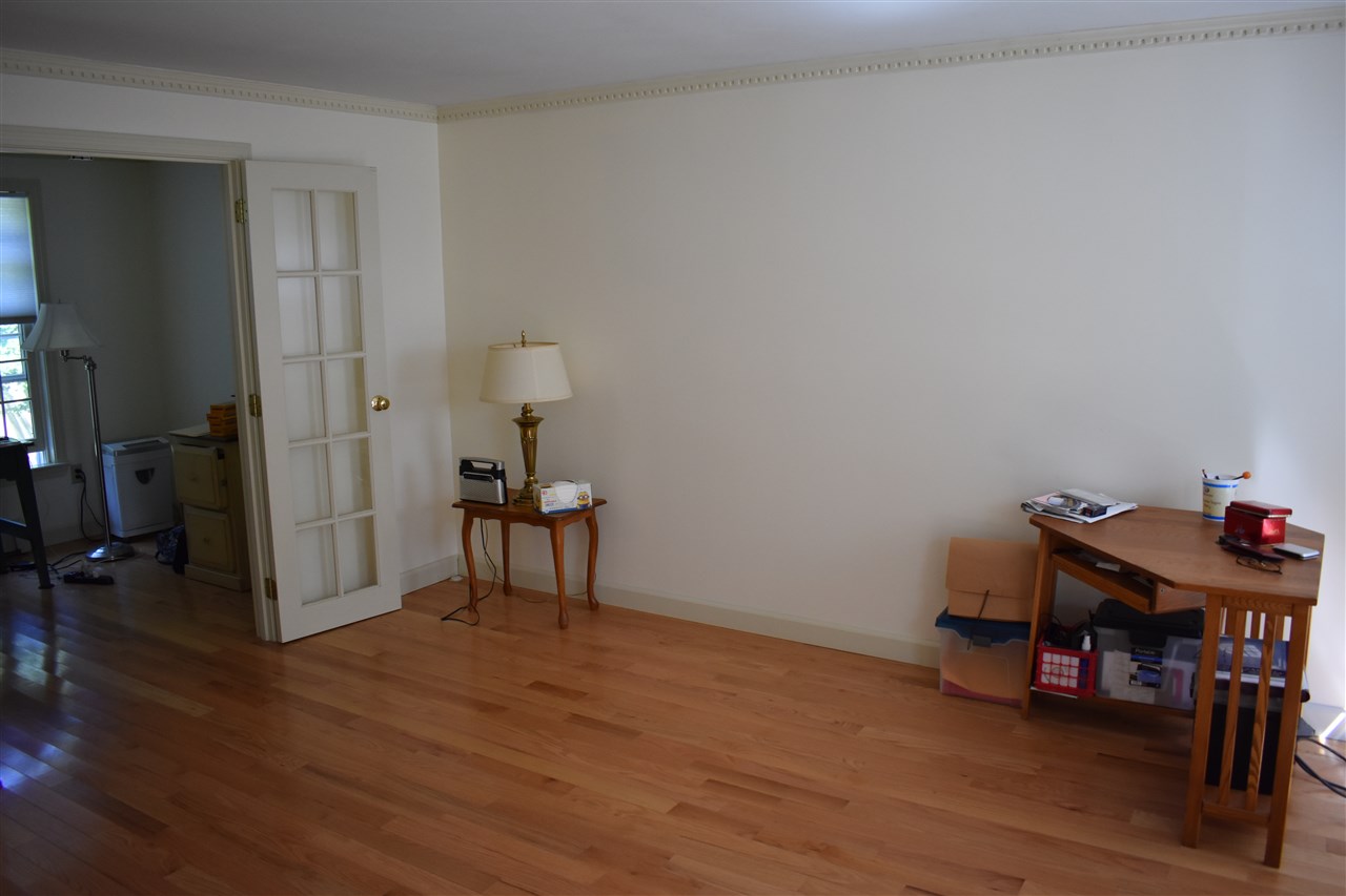 133 Laurel Hill Road Chester, NH 03036 - Photo 20 of 34