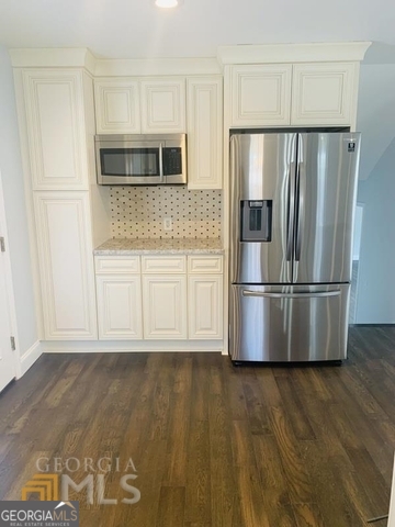 3102 Edgewater Drive Gainesville, GA 30501 - Photo 5 of 18
