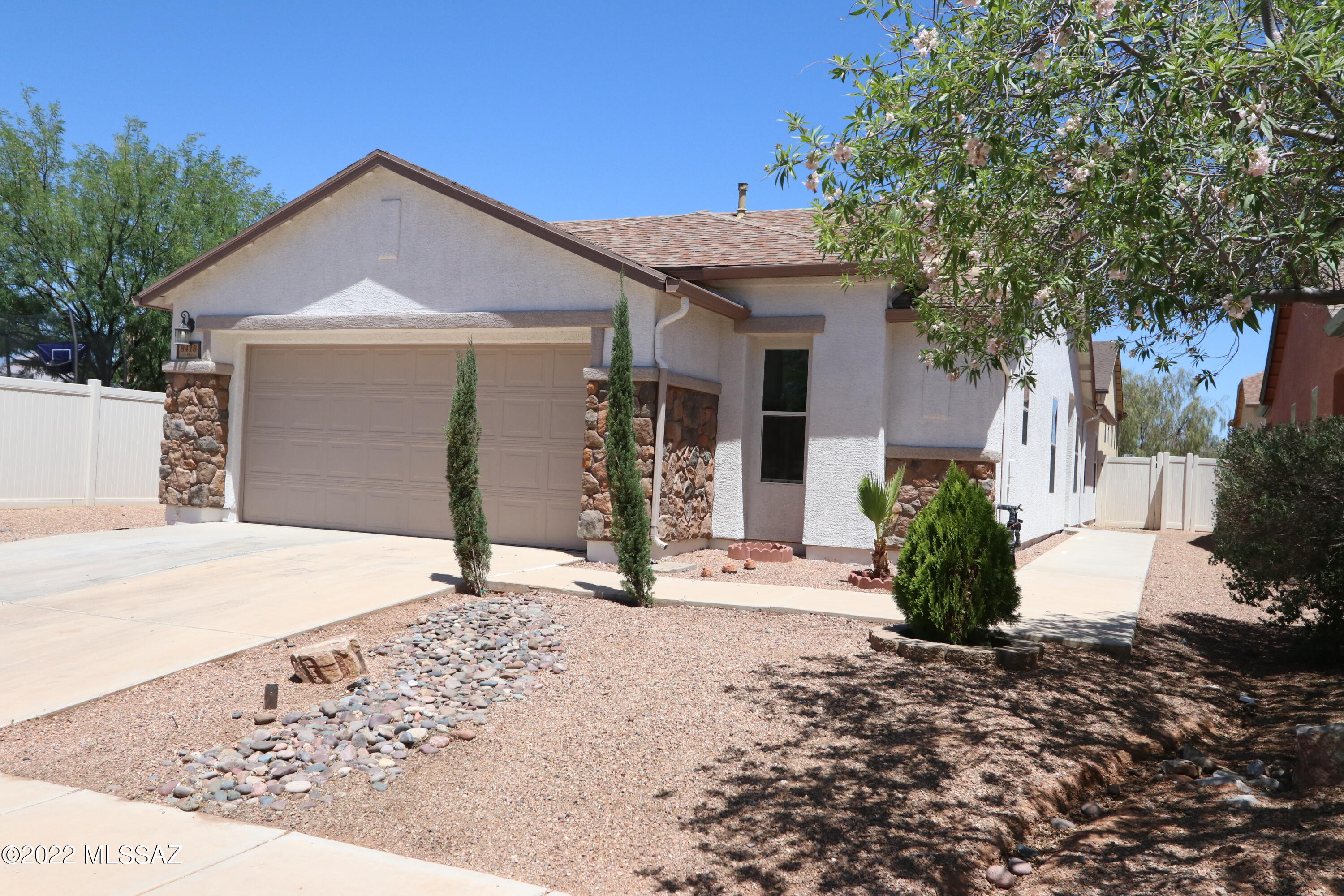 8418 West Razorbill Drive Tucson, AZ 85757 - Photo 1 of 1 Gallery Image 1