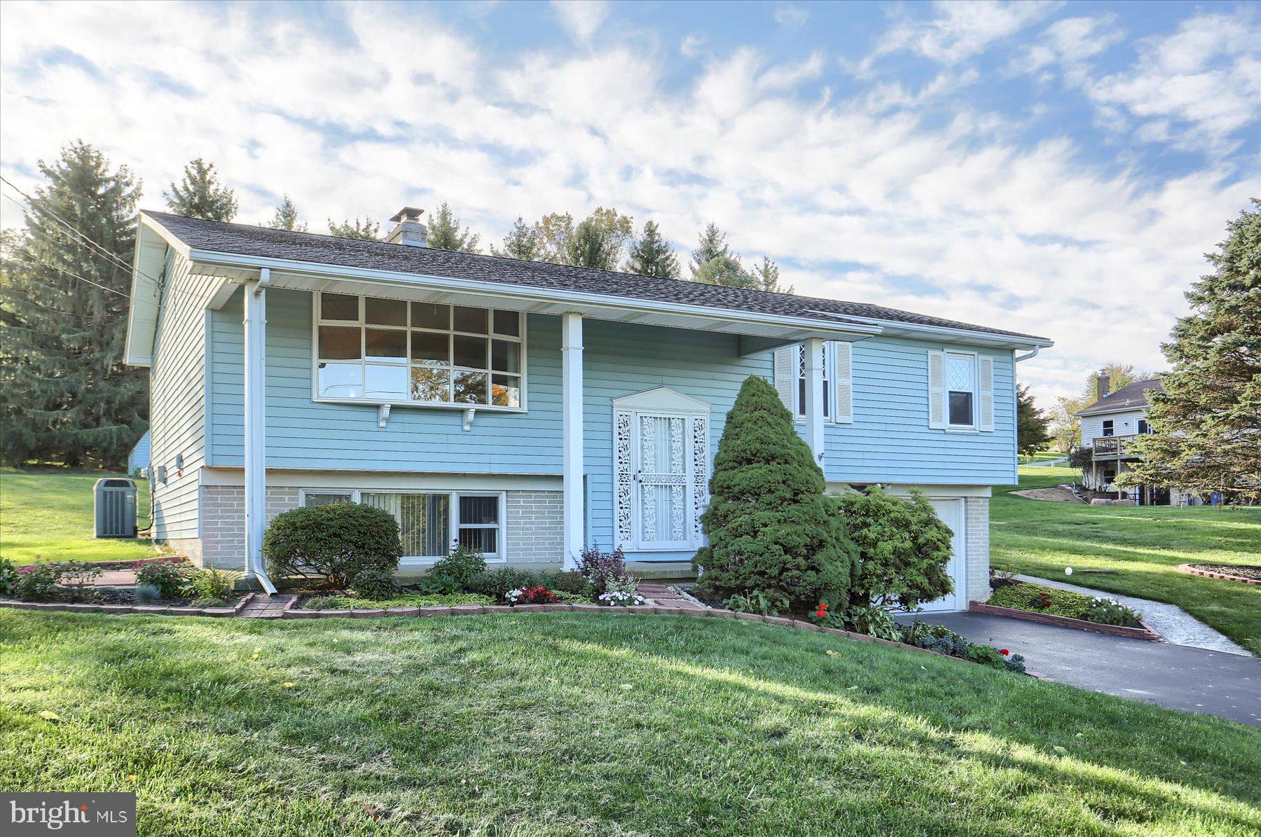 1080 Manor Road Windsor, PA 17366 - Photo 3 of 44