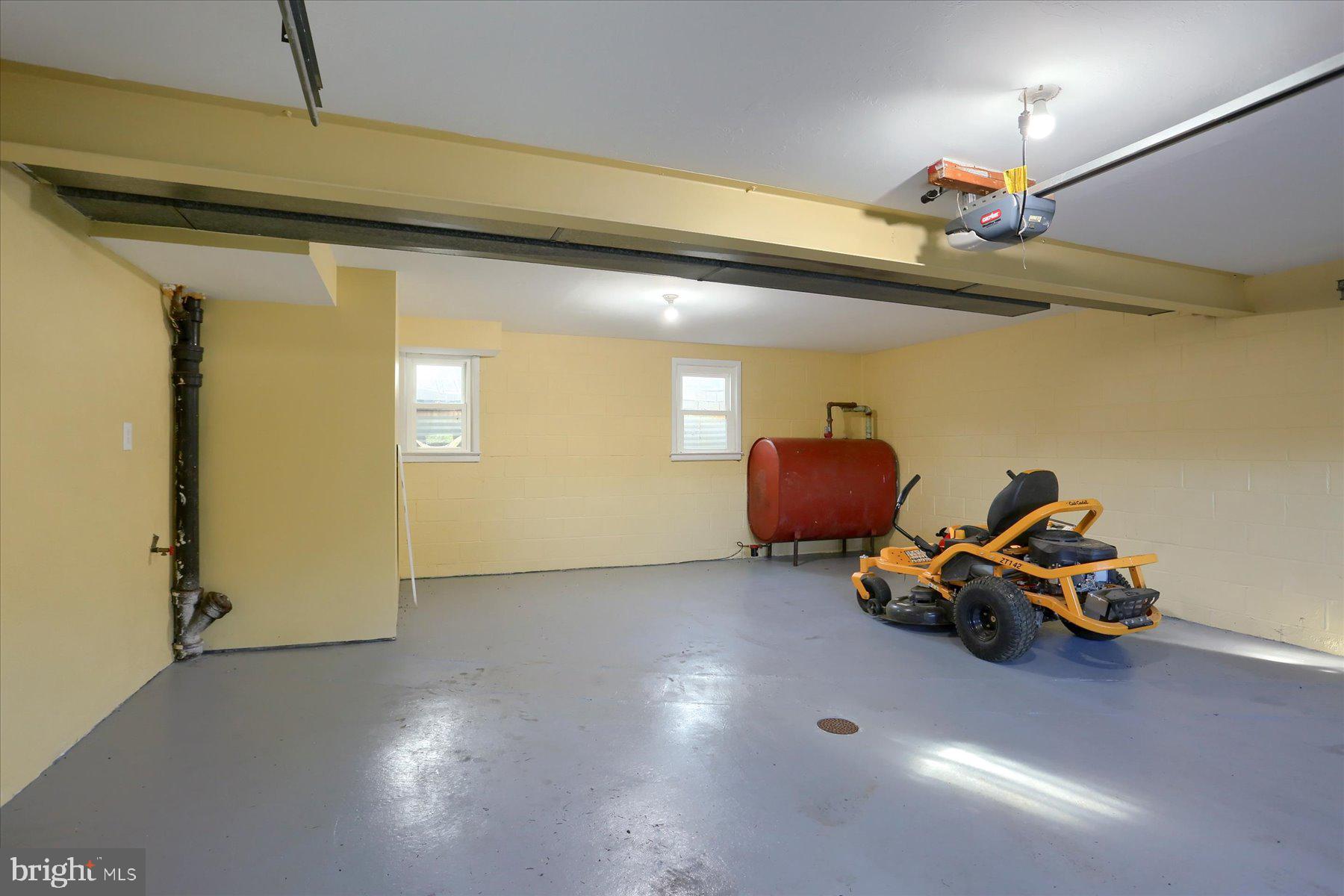 1080 Manor Road Windsor, PA 17366 - Photo 32 of 44 2 car painted Garage