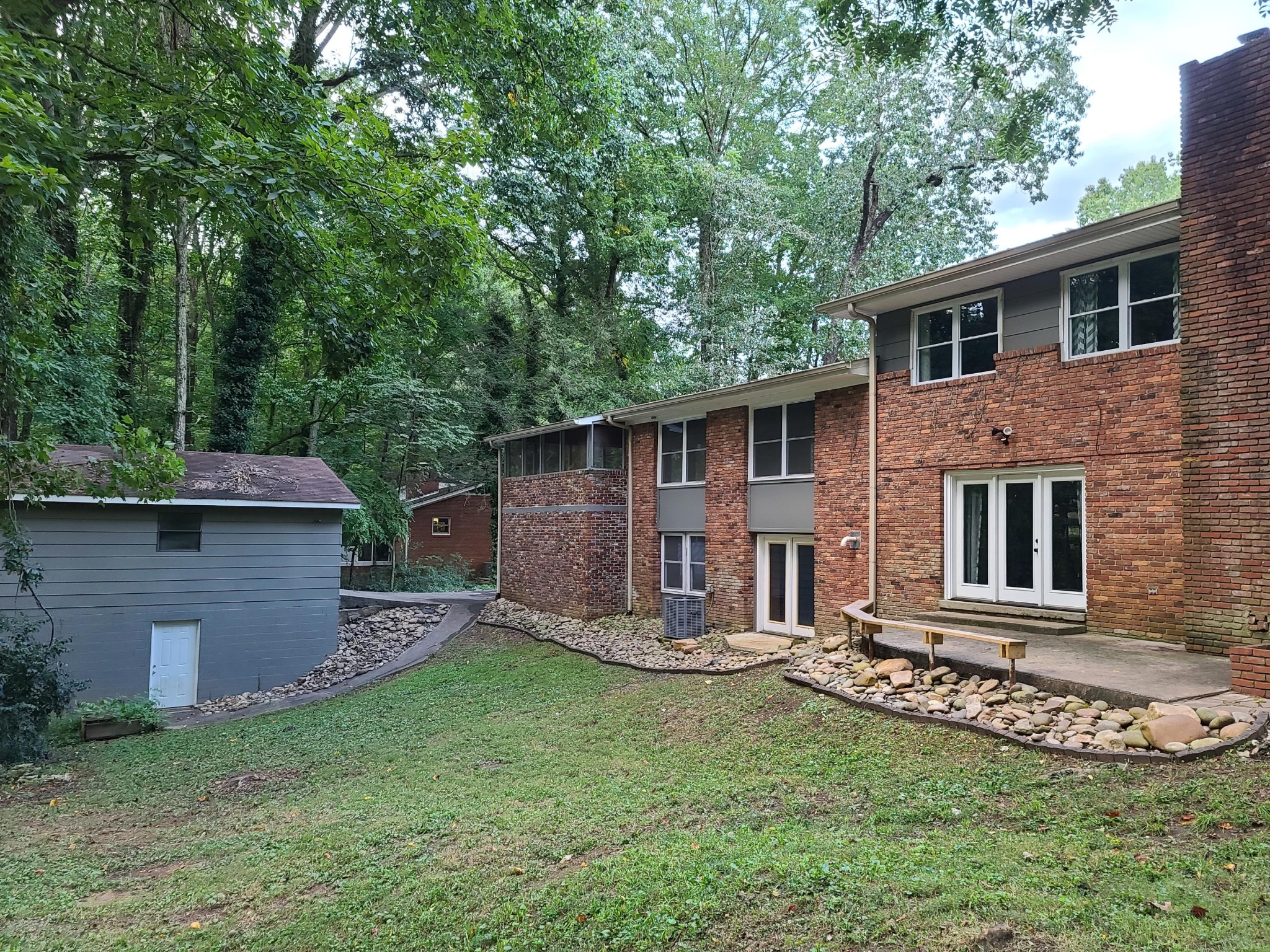 902 West Outer Drive Oak Ridge, TN 37830 - Photo 6 of 39 Gallery Image 6