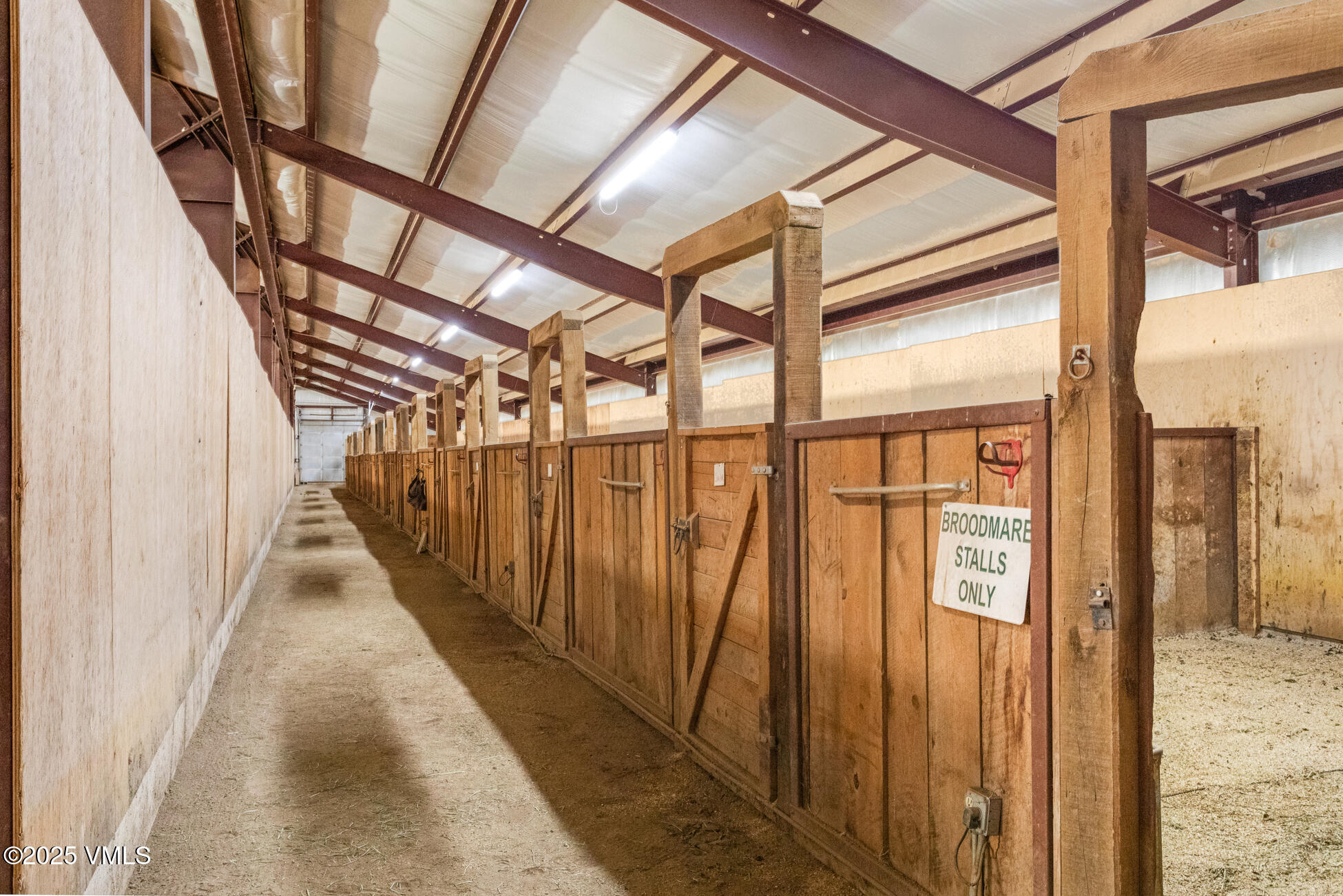 Arena Salt Creek Road Eagle, CO 81631 - Photo 15 of 19 a view of entryway