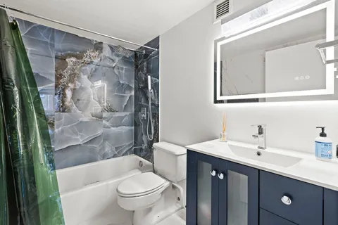 $1,074,000 | 205 10th Street, Unit 3H, Jersey City, NJ 07302