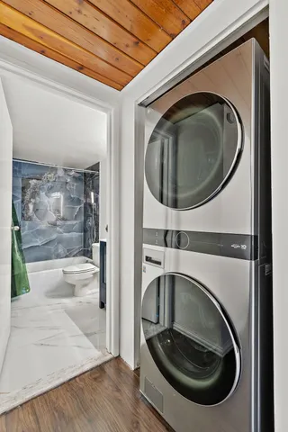 $1,149,000 | 205 10th Street, Unit 3H, Jersey City, NJ 07302