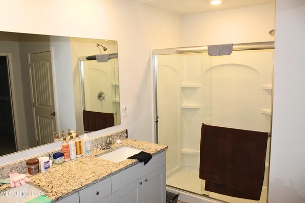 $305,000 | 5318 Alpine Drive, Horn Lake, MS 38637