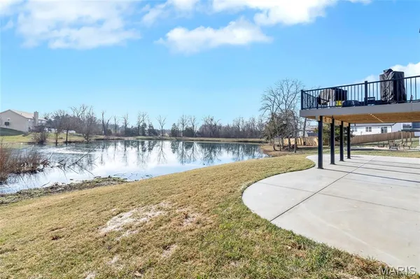 $374,900 | 29493 Walnut View Drive, Wright City, MO 63390