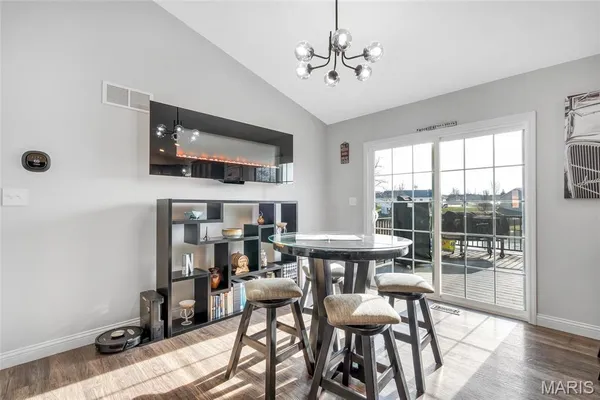 $389,900 | 29493 Walnut View Drive, Wright City, MO 63390