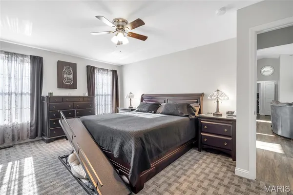 $389,900 | 29493 Walnut View Drive, Wright City, MO 63390