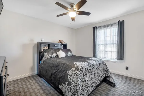 $389,900 | 29493 Walnut View Drive, Wright City, MO 63390