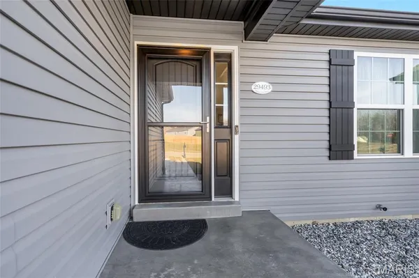$374,900 | 29493 Walnut View Drive, Wright City, MO 63390